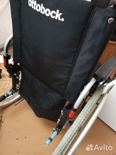 Инвалидная коляска