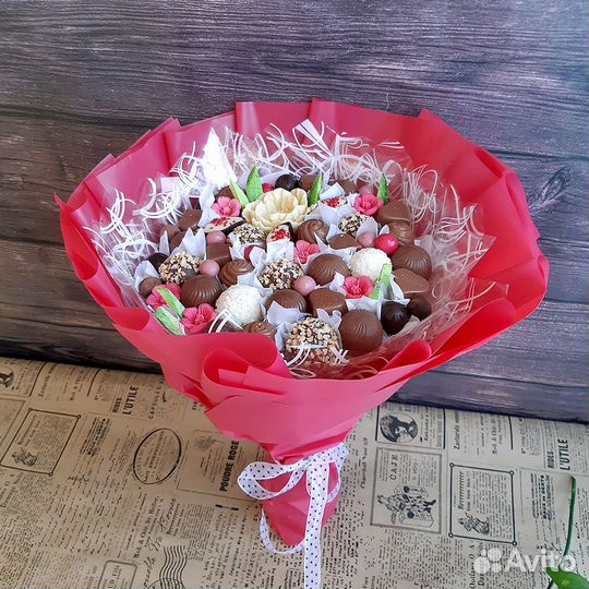 Сладкий букет из конфет