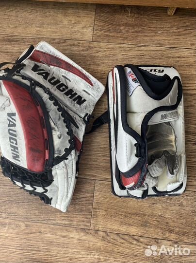 Продам Хоккейную форму вратаря