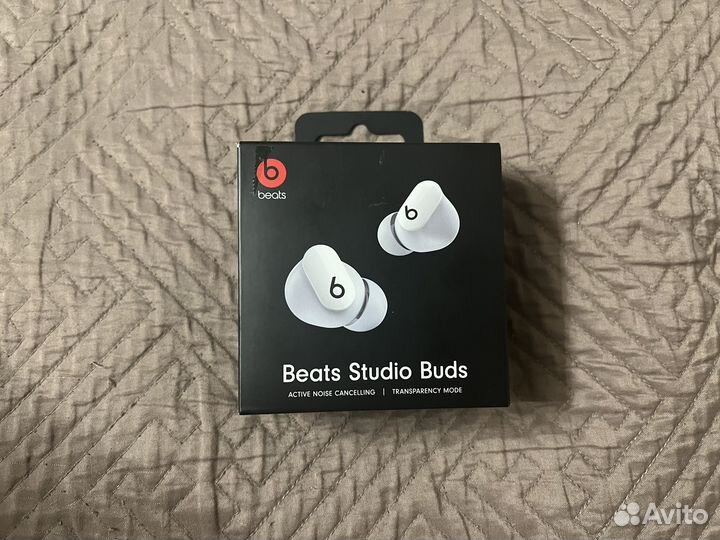 Наушники Beats Studio Buds