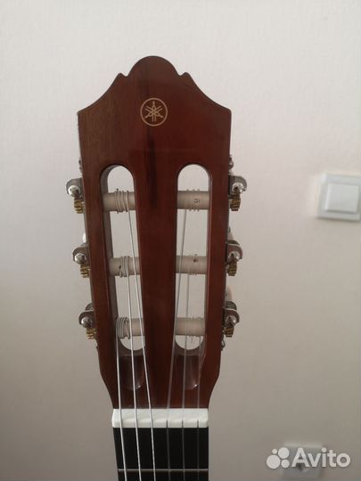 Классическая гитара Yamaha c40