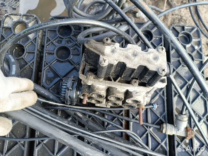 Кран управления подъемным мостом wabco