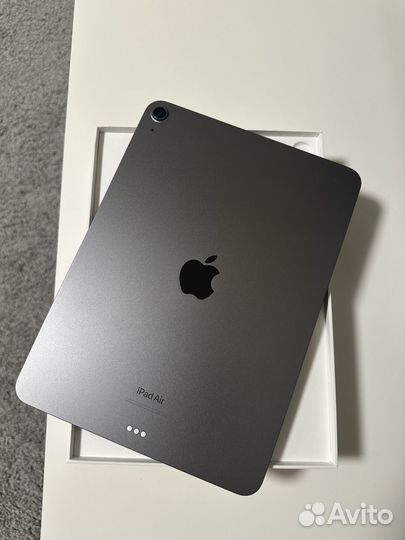 Планшет Apple iPad Air 5 -2022 M1,64 гб Аккум 100%