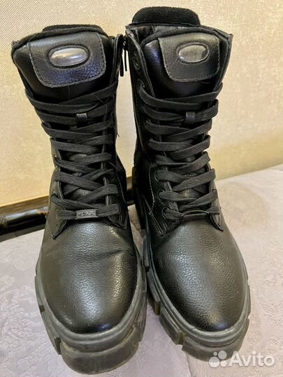 Оригинальные удобные мягкие полусапоги MEXx