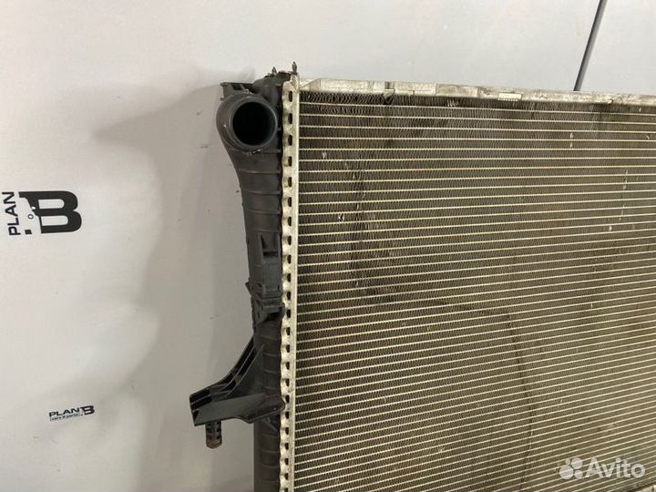 Радиатор охлаждения двигателя Porsche Cayenne 1