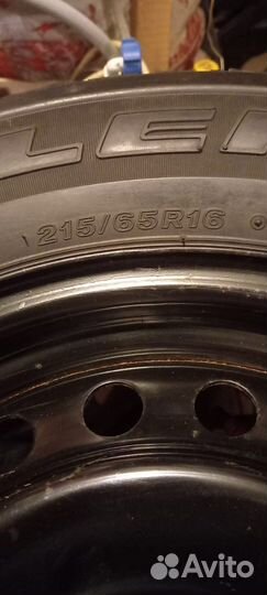 Bridgestone Dueler H/T 215/65 R16