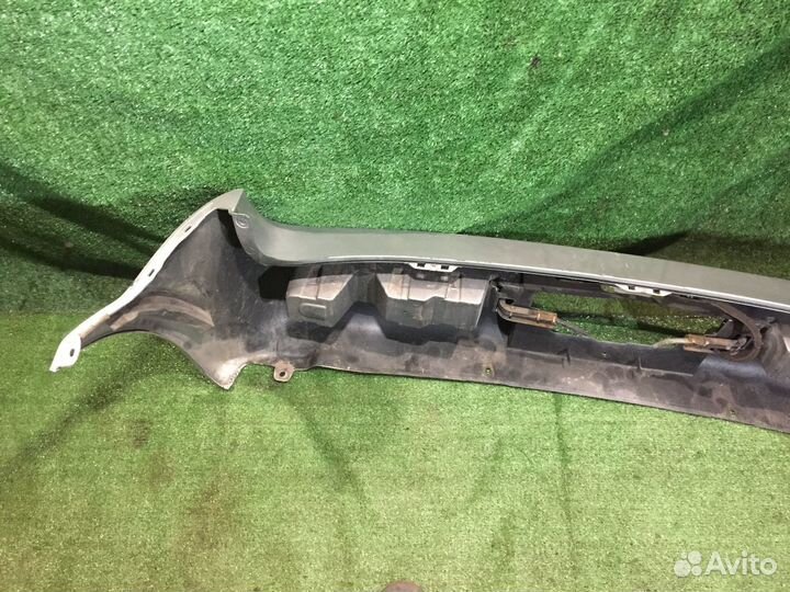 Бампер задний nissan Cube Z11 Серебро с фонарями