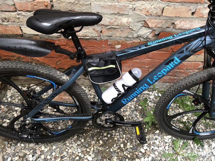 Велосипед на литых дисках