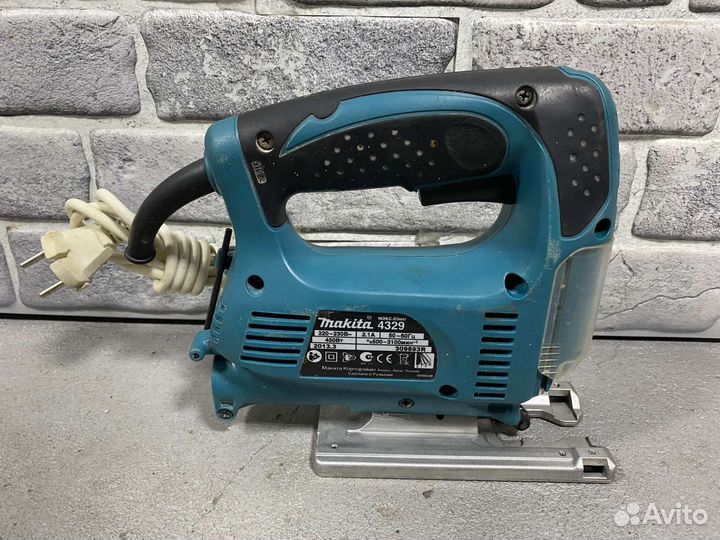 Лобзик Makita 4329