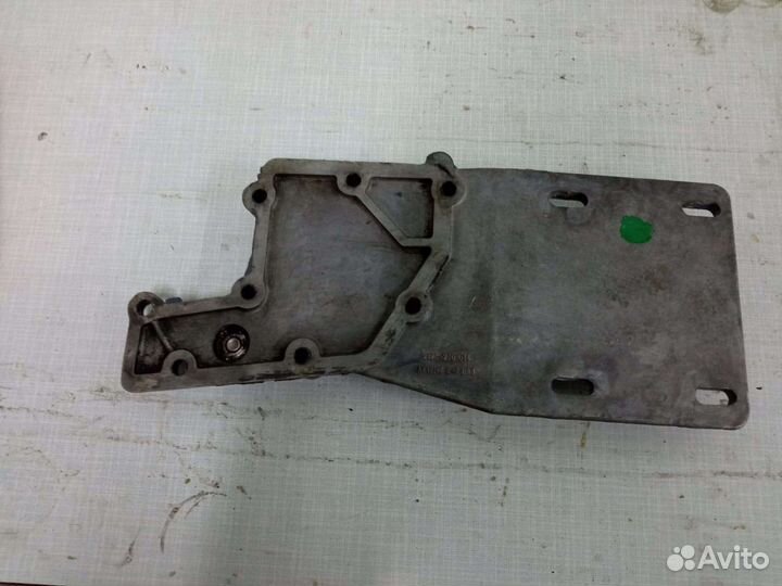 Крышка переднего моста Шевроле нива