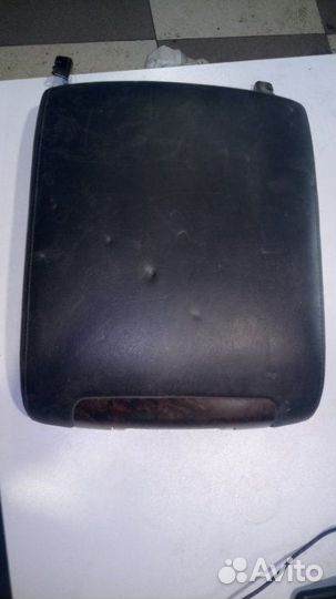 Подлокотник для Toyota Land Cruiser (200) 2008