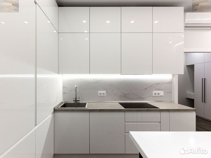 Кухня с доставкой Угловая Белая