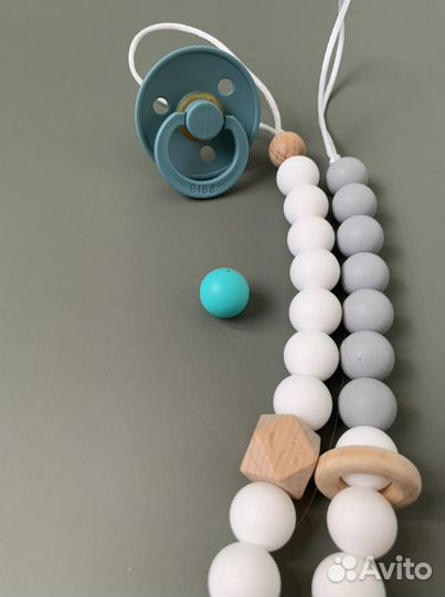 Держатель для пустышки