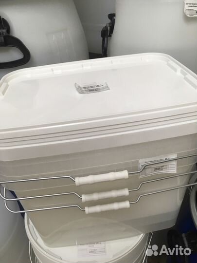 Бочки и баки герметичные