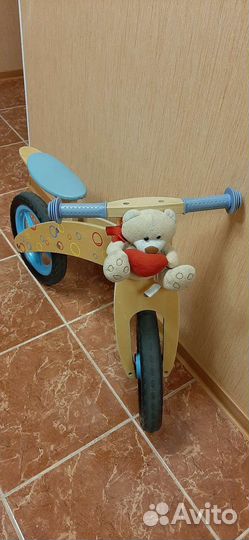 Беговел детский деревянный