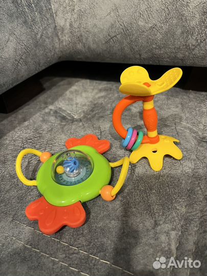 Развивающие игрушки для детей (0-2)