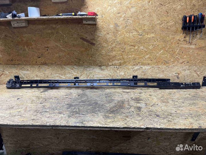 Кронштейн Mercedes GLC(X253)