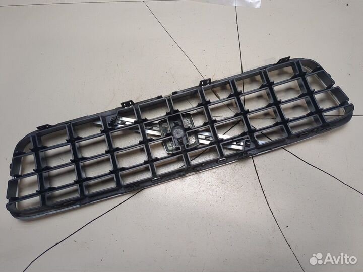 Решетка радиатора Volvo S60, 2005