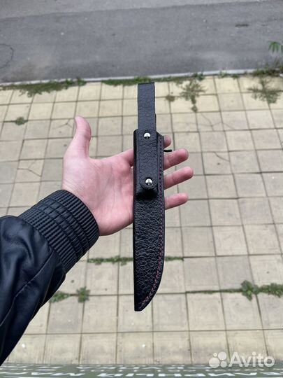 Нож