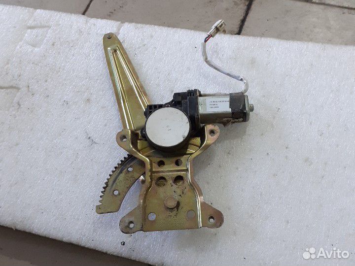 Стеклоподъемник задний левый Джели Мк