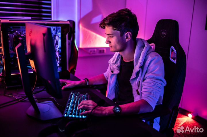 Администратор в компьютерный клуб