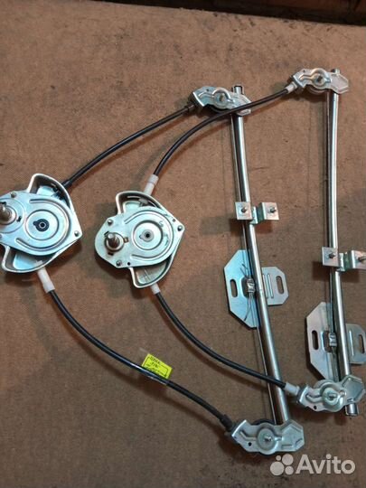 Стеклоподъемник механической