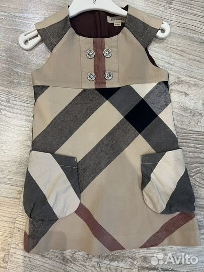 Burberry платье на девочку, р.104, 4 года