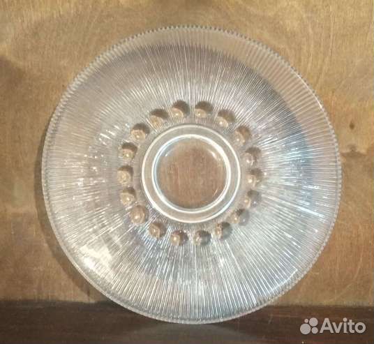 Тарелка десертная Неман ссср. Стекло рельефное