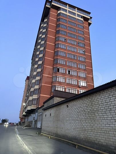 3-к. квартира, 111 м², 10/14 эт.