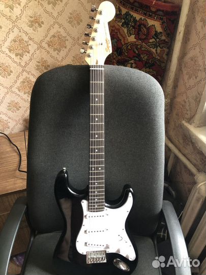 Электрогитара fender