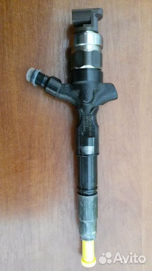 Форсунки 095000-5890 Prado 3.0 дизель