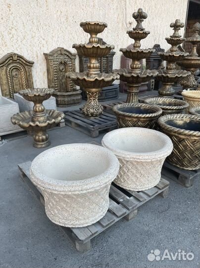 Бетонные вазоны