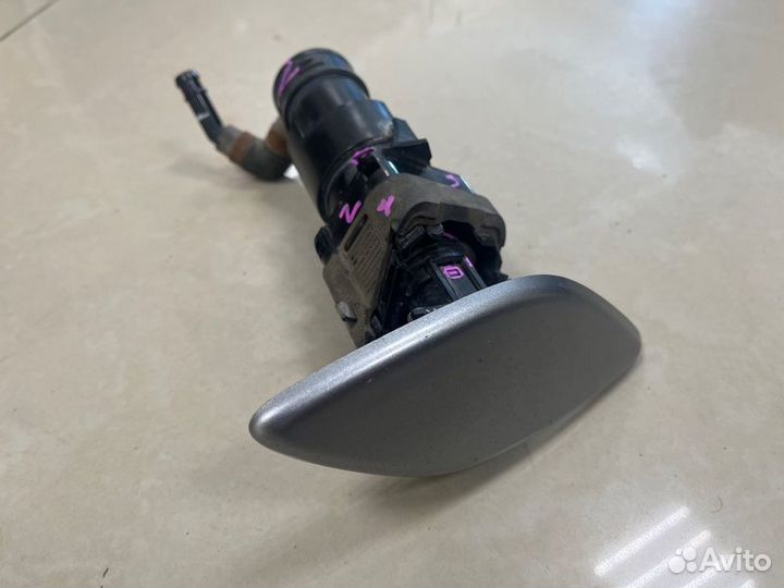 Форсунка омывателя фар Mazda Mazda3 BL Z6 2011