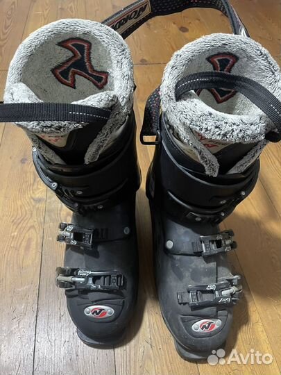Горнолыжные ботинки nordica