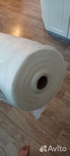 Одноразовые простыни в рулоне