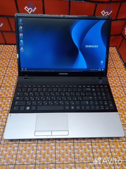 Ноутбук Samsung i3-2gen/GF GT 520MX/12 RAM/240 SSD