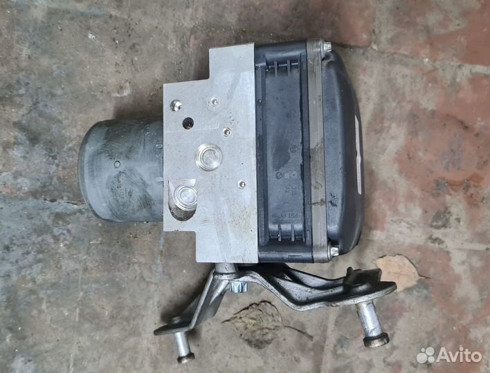 Блок ABS Mercedes E-Class W211 CLS W219