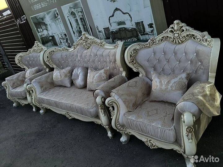 Диван и кресла