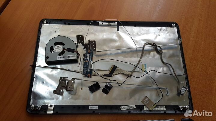 Топкейс крышка матрицы Toshiba Satellit A665 12-k