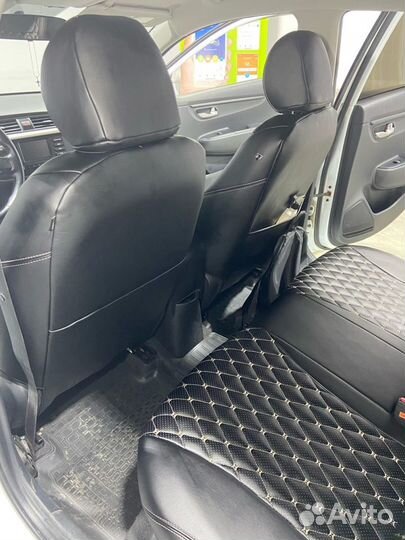 Чехлы Байрон Hundai Creta 2 20+ бежевый ромб