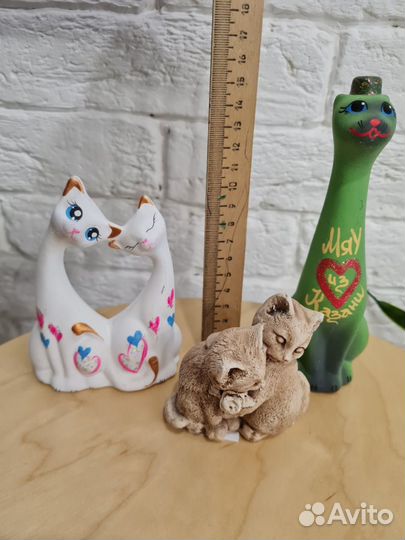Статуэтка кошка