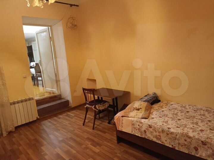 3-к. квартира, 95 м², 1/1 эт.