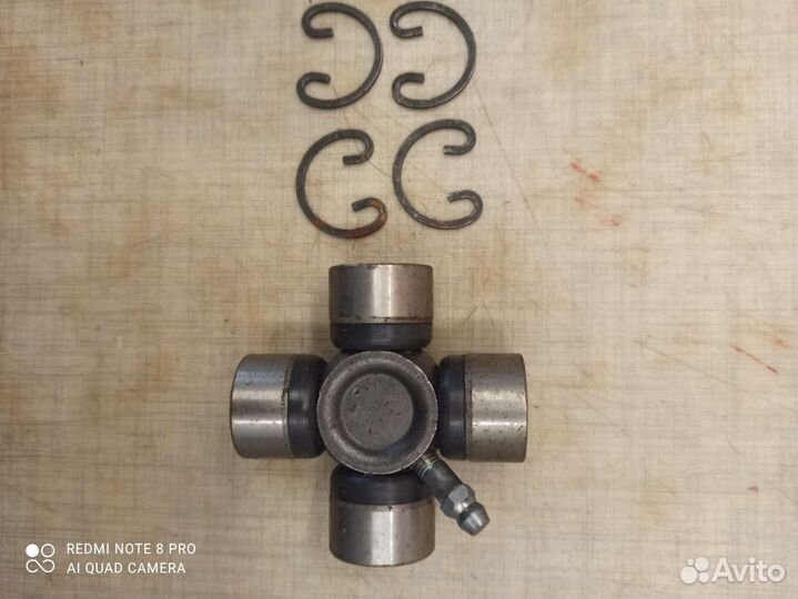 Крестовина кардана GU-500