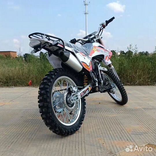 Мотоцикл эндуро