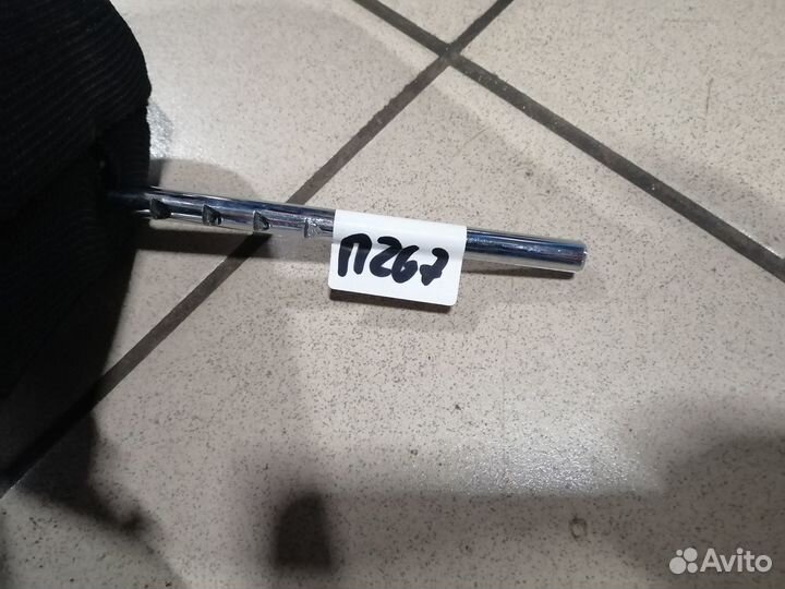 Подголовки передние Geely Emgrand EC7