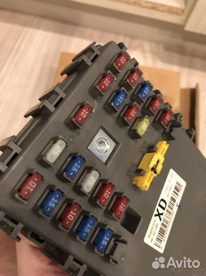 Блок предохранителей Chevrolet Aveo T250/255