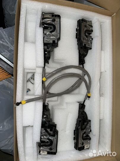 Комплект замков на Мерседес Е класс