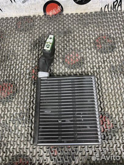 Радиатор кондиционера Honda Accord