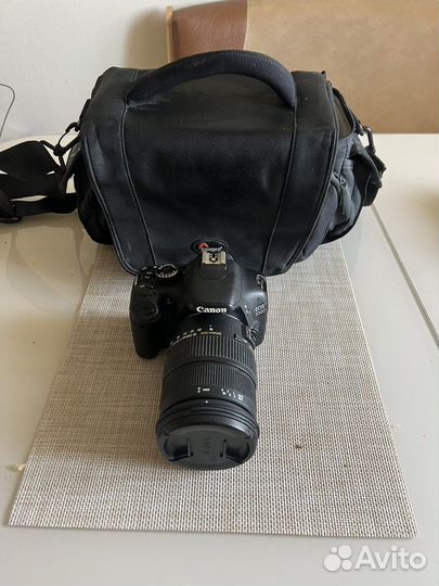 Зеркальный фотоаппарат canon 550d