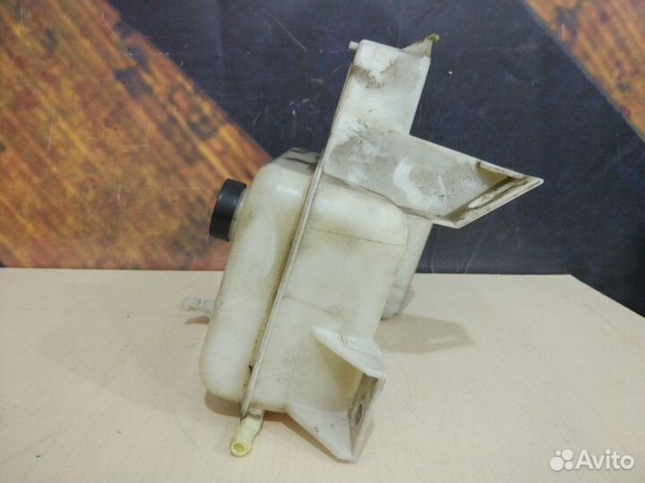 Бачок расширительный Chevrolet Trailblazer GMT360